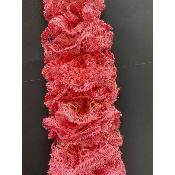 FALL/AUTUMN Women Fashion Pink Scarf Y2K Ruffle Bratz, Dusty Pink, Accessories - Picture 2 of 4